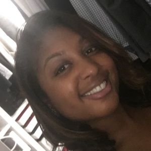 Meet your Posher, Kamila
